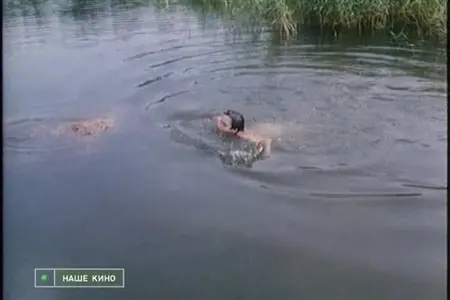 Naked girl floats in the lake with her boyfriend