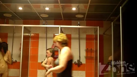 Red -haired Russian chick does not know that it is shot by a hidden camera in a bathhouse